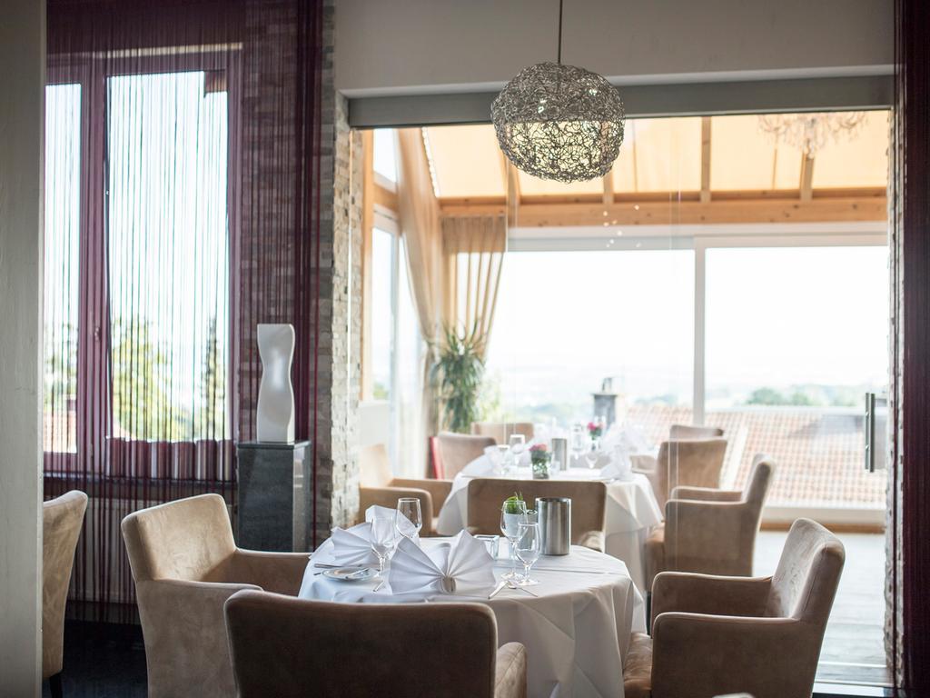 Design-Konferenzhotel & Restaurant Steinernes Schweinchen Kassel Eksteriør bilde