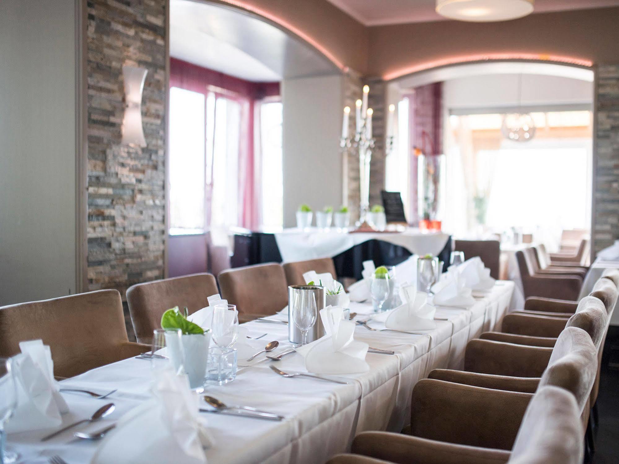 Design-Konferenzhotel & Restaurant Steinernes Schweinchen Kassel Eksteriør bilde