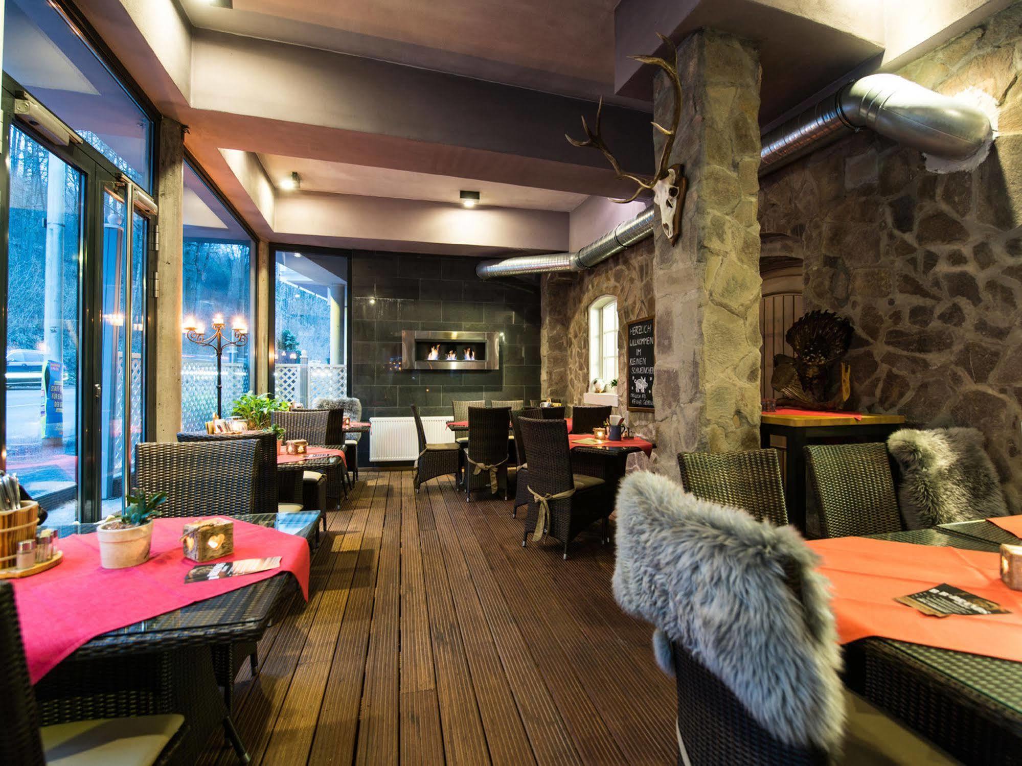 Design-Konferenzhotel & Restaurant Steinernes Schweinchen Kassel Eksteriør bilde